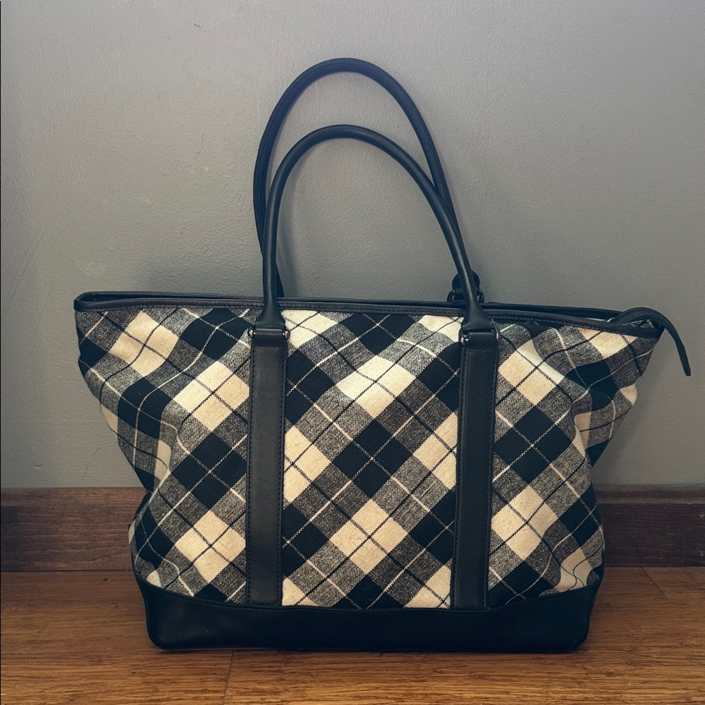 LL Bean Plaid Tote Bag in Black and White vintage interior